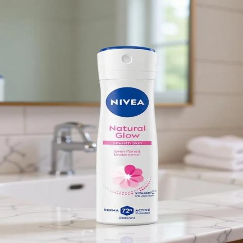 NIVEA Natural Glow Smooth Skin Deodorant Spray